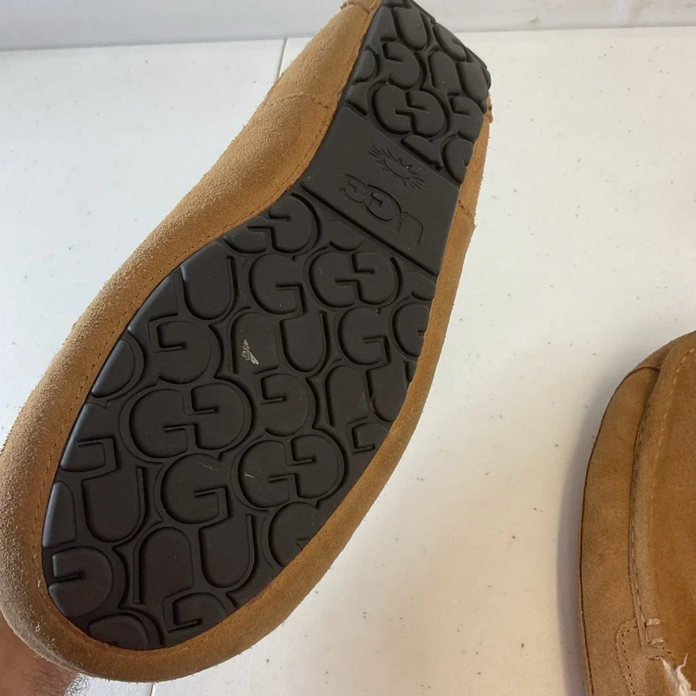 UGG Men's Chestnut Suede Ascot Slippers Size 12 Shearling Cabin Cozy Lounge